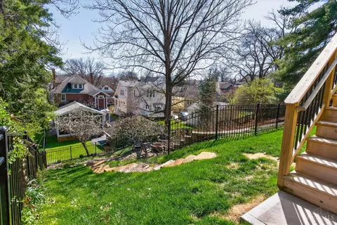 Exterior - 3570 Monteith Ave, Cincinnati, OH 45208 photo 6 of 9