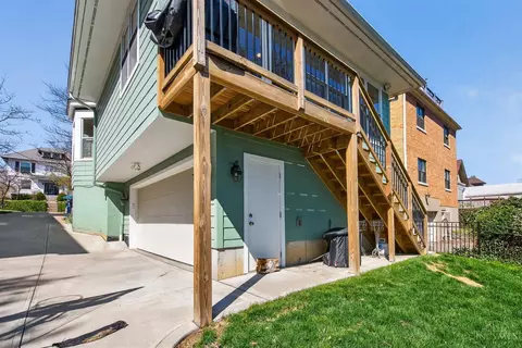 Exterior - 3570 Monteith Ave, Cincinnati, OH 45208 photo 5 of 9