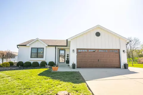 3281 Springview Dr, Hamilton, OH 45011