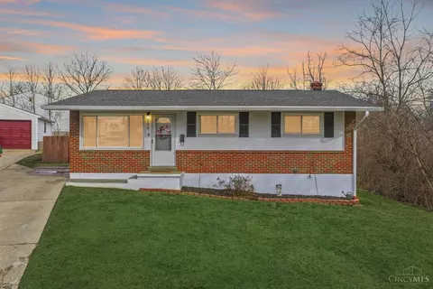 8608 Dundalk Ct, Cincinnati, OH 45236
