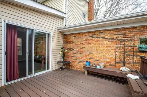 Exterior - 1959 John Gray Rd, Cincinnati, OH 45240 photo 3 of 8
