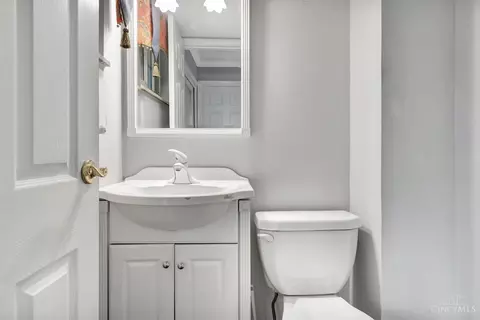 Bath - 1959 John Gray Rd, Cincinnati, OH 45240 photo 2 of 4