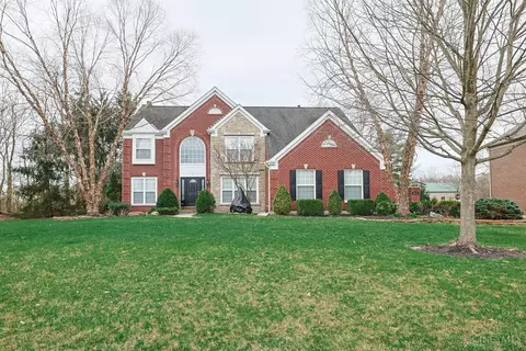 2601 Stonehaven Dr, Cincinnati, OH 45245