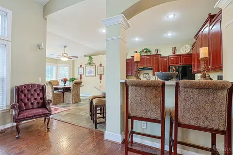 2601 Stonehaven Dr, Cincinnati, OH 45245 photo 18