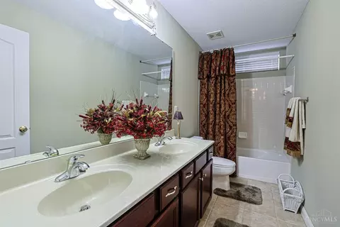 2601 Stonehaven Dr, Cincinnati, OH 45245 photo 45