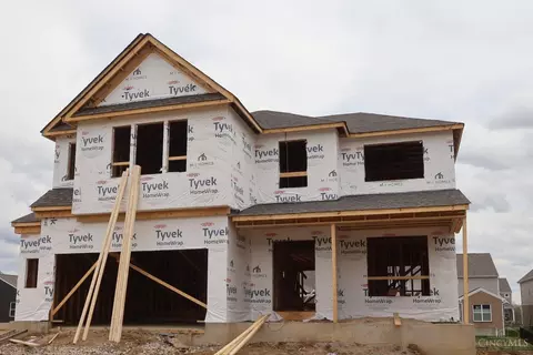 636 Goldfinch Dr, Beavercreek, OH 45434
