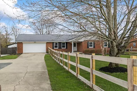 7306 Fairground Rd, Blanchester, OH 45107