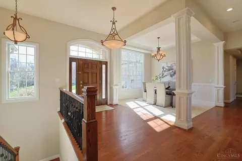 Entry Way - 10263 Ryans Way, Blue Ash, OH 45241 photo 3 of 3