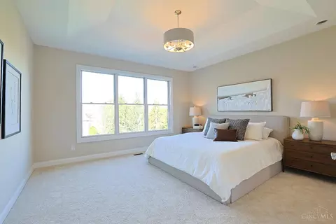 Bedroom - 10263 Ryans Way, Blue Ash, OH 45241 photo 1 of 8