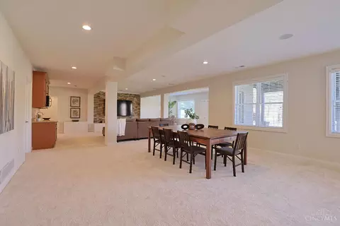 Dining - 10263 Ryans Way, Blue Ash, OH 45241 photo 6 of 10