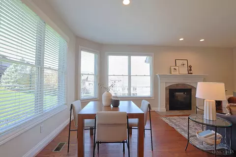 Dining - 10263 Ryans Way, Blue Ash, OH 45241 photo 5 of 10