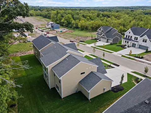 View/Area - 186 Farmstead Blvd, Springboro, OH 45066 photo 4 of 5