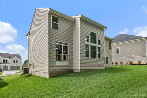 Exterior - 186 Farmstead Blvd, Springboro, OH 45066 photo 4 of 4