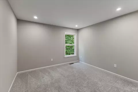 Bedroom - 186 Farmstead Blvd, Springboro, OH 45066 photo 6 of 6