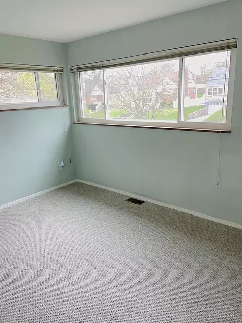 Bedroom - 990 Covedale Ave, Cincinnati, OH 45238 photo 4 of 13