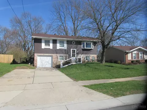12158 Westerly Dr, Cincinnati, OH 45231