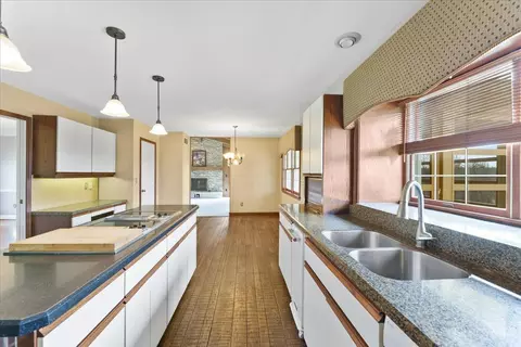 Kitchen - 5182 Michael Anthony Ln, Cincinnati, OH 45247 photo 5 of 5