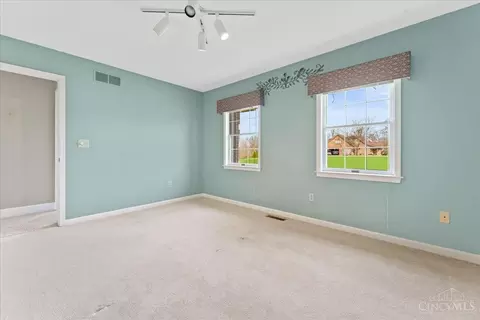 Bedroom - 5182 Michael Anthony Ln, Cincinnati, OH 45247 photo 3 of 6