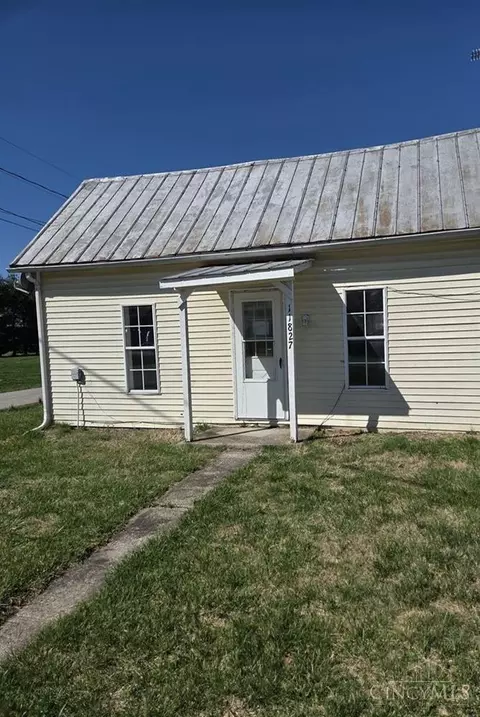 11827 Emmons St, Winchester, OH 45697