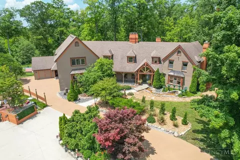 7883 Chestershire Dr, West Chester, OH 45241