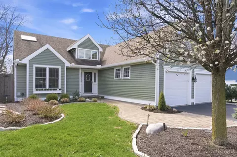 3184 Red Brick Ct, Maineville, OH 45039