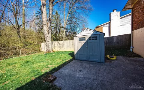 Exterior - 9125 Tag Dr, Cincinnati, OH 45231 photo 6 of 7