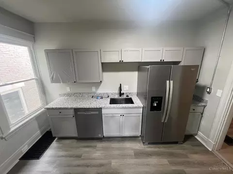 Kitchen - 238 Helen St, Cincinnati, OH 45219 photo 1 of 2