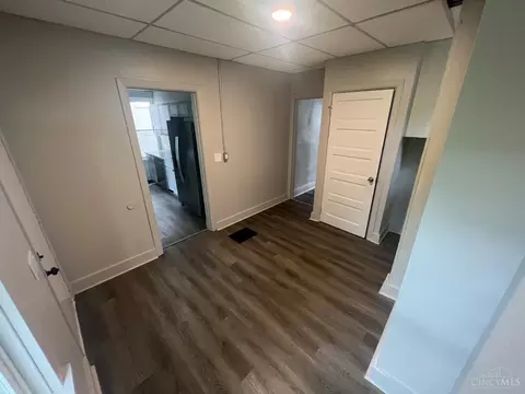 Entry Way - 238 Helen St, Cincinnati, OH 45219 photo 1 of 1