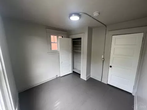 Bedroom - 238 Helen St, Cincinnati, OH 45219 photo 3 of 5