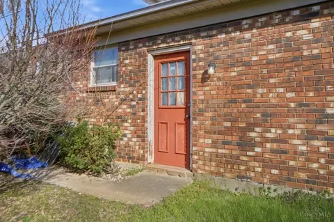 Exterior - 1105 Inner Circle Dr, Forest Park, OH 45240 photo 6 of 7