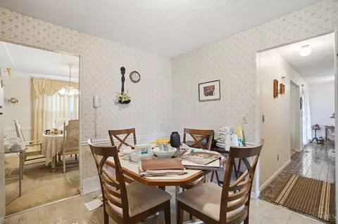Dining - 1105 Inner Circle Dr, Forest Park, OH 45240 photo 3 of 3