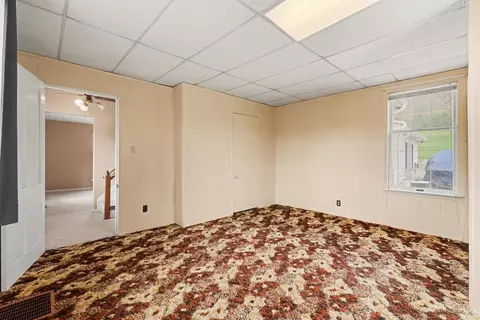 Bedroom - 7332 Hillside Ave, Cincinnati, OH 45233 photo 6 of 11
