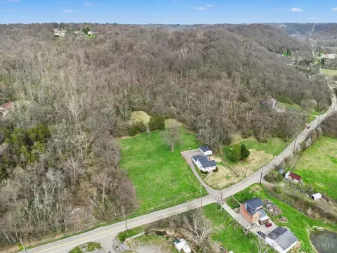 View/Area - 7332 Hillside Ave, Cincinnati, OH 45233 photo 2 of 7