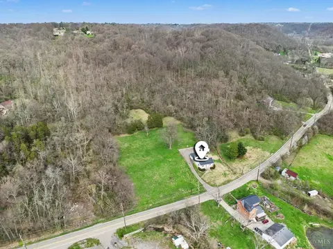 View/Area - 7332 Hillside Ave, Cincinnati, OH 45233 photo 4 of 7