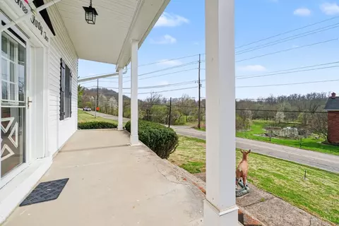 Exterior - 7332 Hillside Ave, Cincinnati, OH 45233 photo 6 of 12