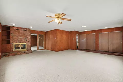 Living - 7332 Hillside Ave, Cincinnati, OH 45233 photo 3 of 7