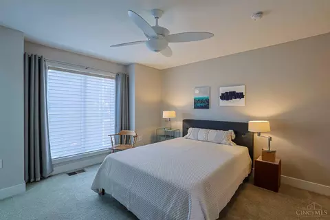 Bedroom - 1325 Republic St, Cincinnati, OH 45202 photo 5 of 6