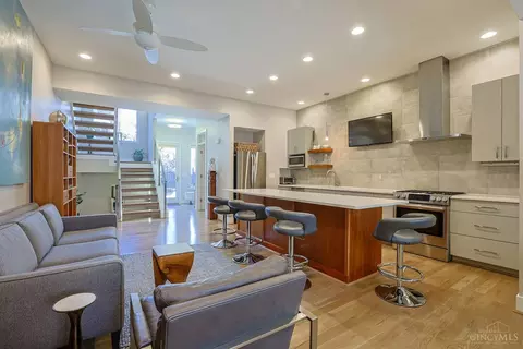 Kitchen - 1325 Republic St, Cincinnati, OH 45202 photo 2 of 5