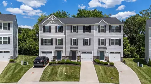 9862 Dunlap Dr, Colerain Twp, OH 45251