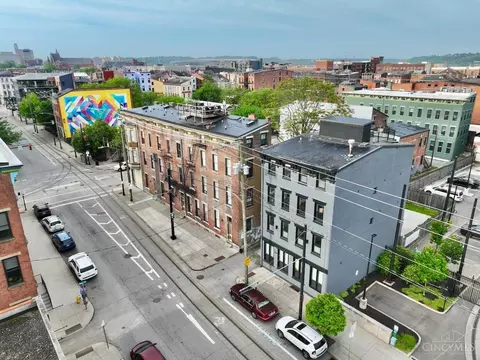 1909 Race St, Cincinnati, OH 45202