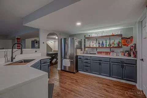 Kitchen - 1942 Chase Ave, Cincinnati, OH 45223 photo 5 of 6