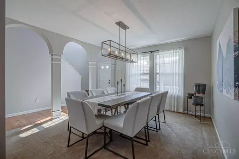 Dining - 1942 Chase Ave, Cincinnati, OH 45223 photo 3 of 5