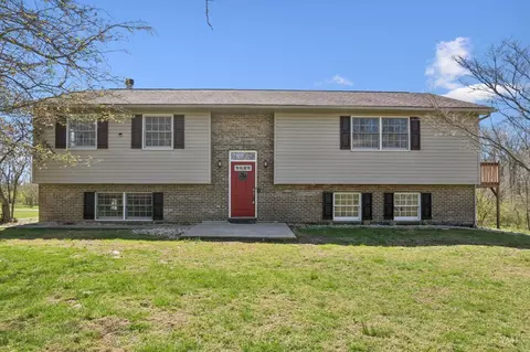 2679 Crane Schoolhouse Rd, Bethel, OH 45106