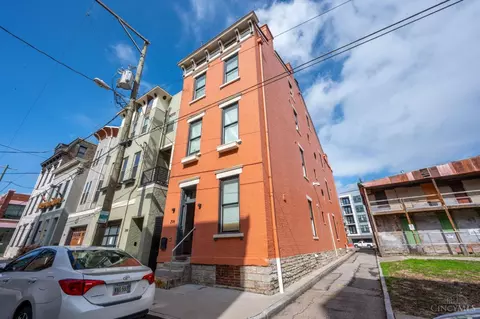 206 Wade St, Cincinnati, OH 45202