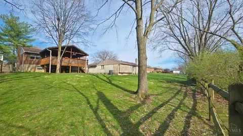 Exterior - 3301 Linsan Dr, Cincinnati, OH 45239 photo 3 of 6