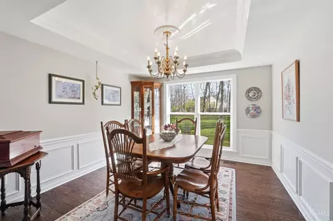 Dining - 1502 Huntcrest Dr, Cincinnati, OH 45255 photo 5 of 7