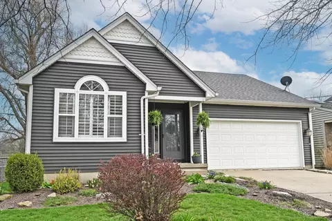 590 Rentz Pl, Cincinnati, OH 45238