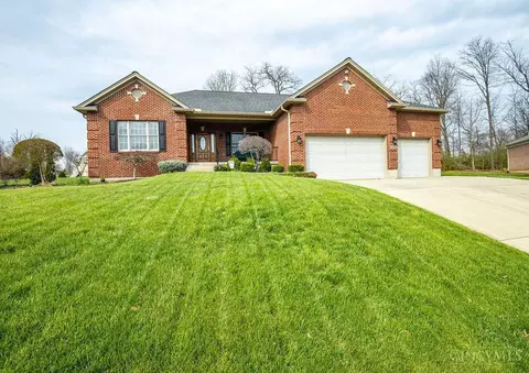 4004 Hickory Hollow Dr, Hamilton, OH 45013