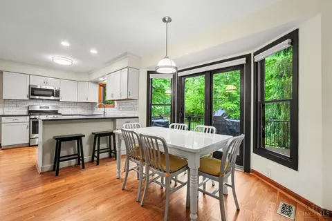 Dining - 6975 Perthview Dr, Cincinnati, OH 45244 photo 1 of 3