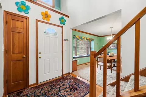 Entry Way - 6975 Perthview Dr, Cincinnati, OH 45244 photo 1 of 2